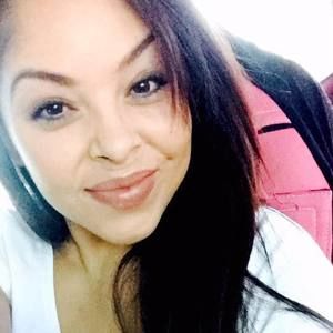 Meet your Posher, Cassandra