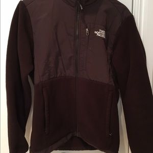 Woman's Medium North Face Fleece zip up