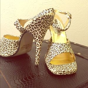 Strappy leopard heels