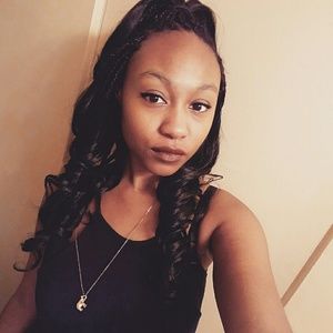 Meet your Posher, Shalana