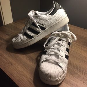 Adidas orignal superstar size U.K. 5.5 US 6