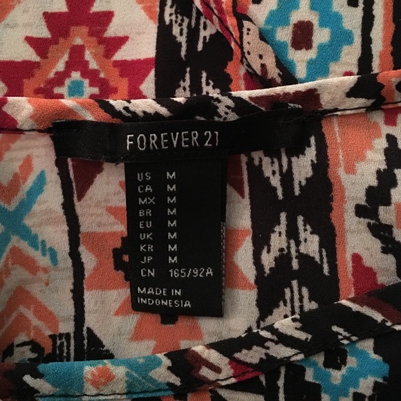 ❤️Like NEW Forever 21 crop tank top❤️ - Picture 3 of 3