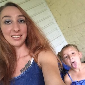 Meet your Posher, Steph