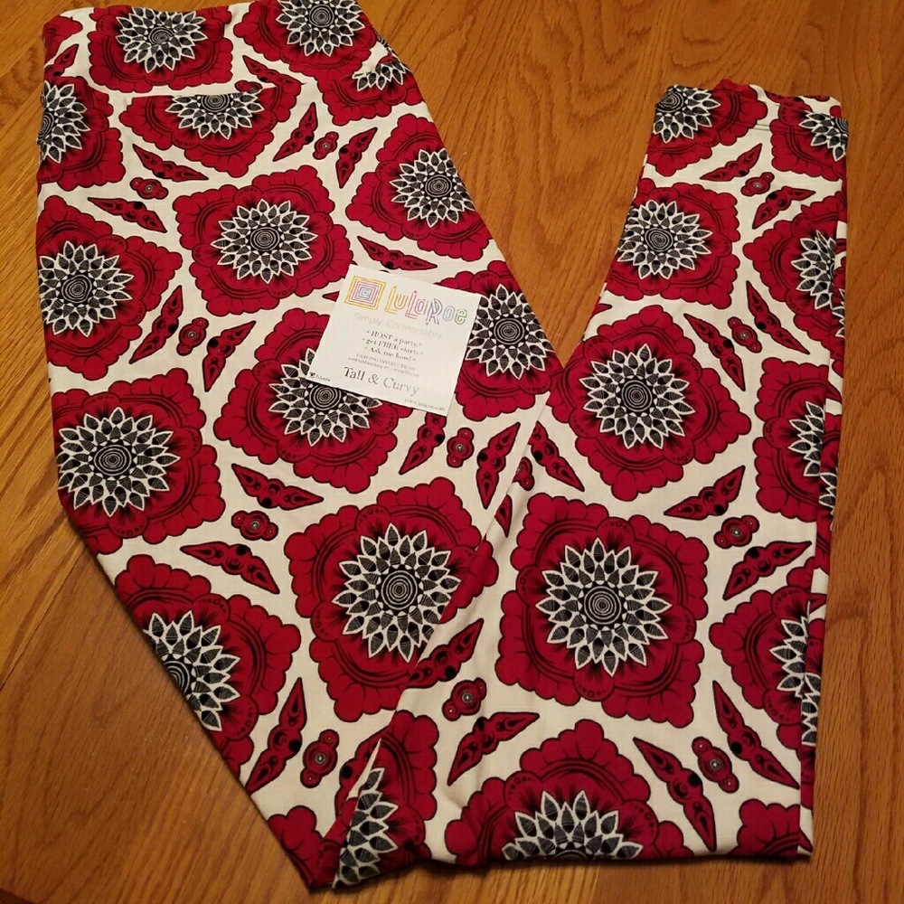 LULAROE TC GREY RED AND CREAM