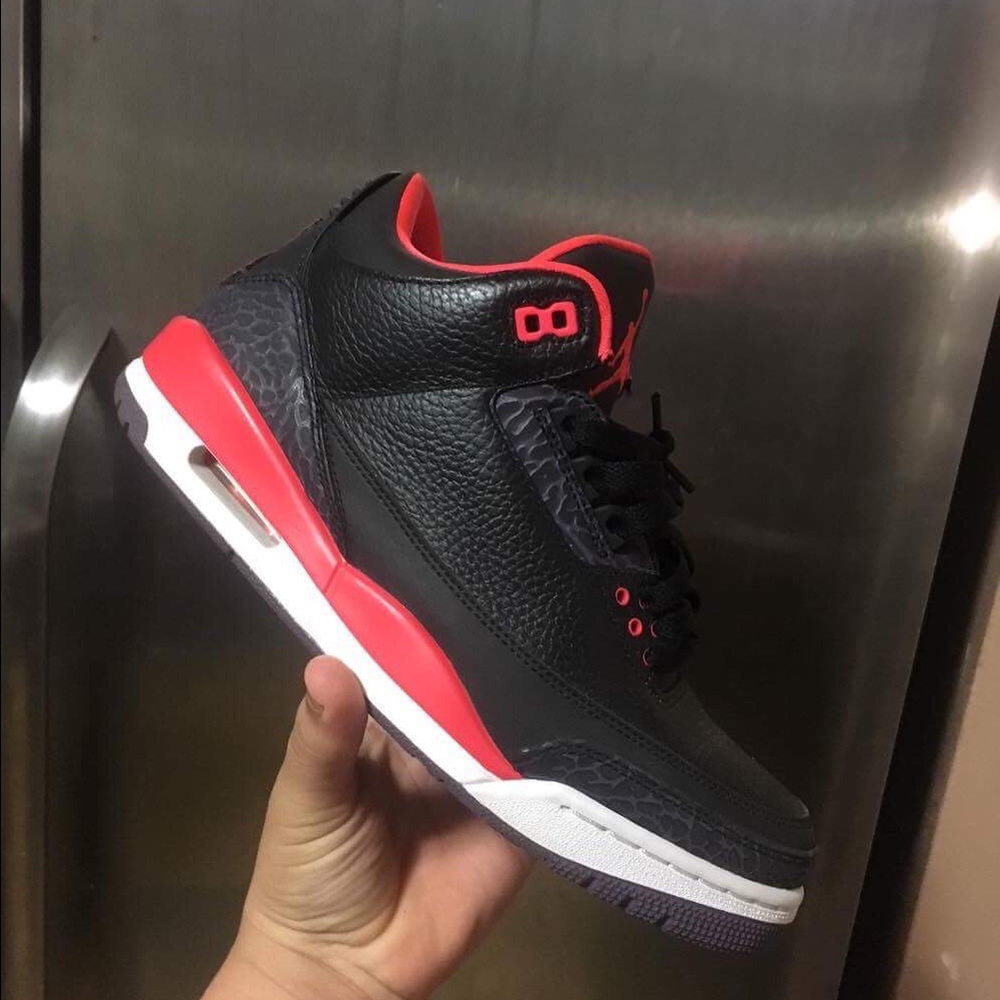 Jordan 3 crimsons size 8.5 no box I'm legit .