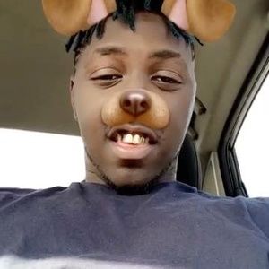 Meet your Posher, Derrick