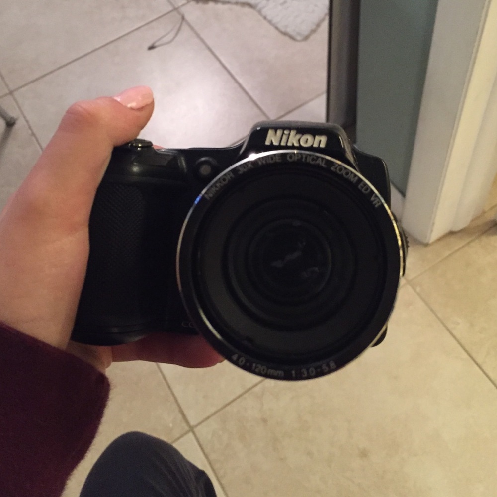 nikon coolpix L820 camera