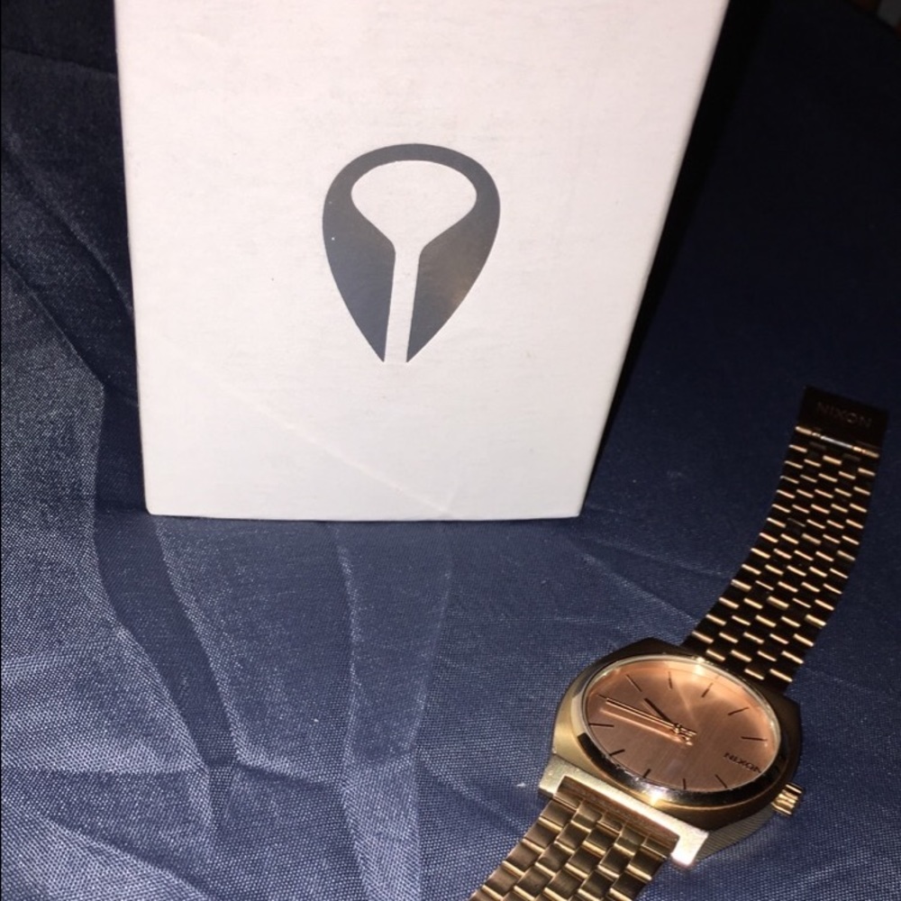 Nixon watch
