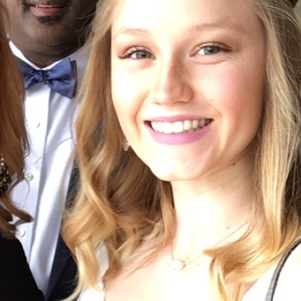 Meet your Posher, Madeleine