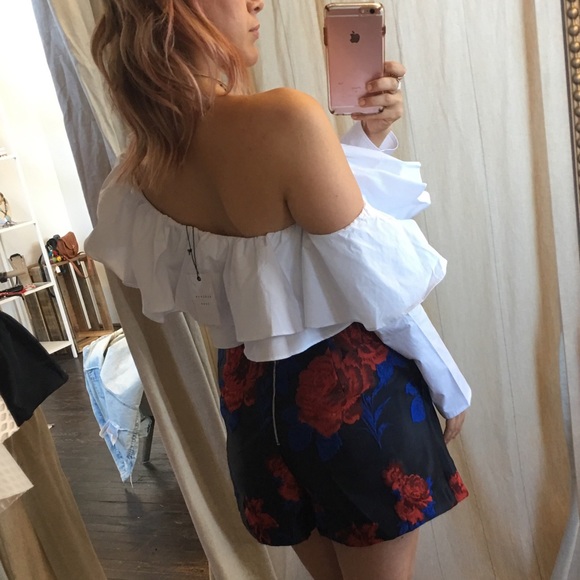 One Shoulder Ruffle Top - Picture 4 of 4