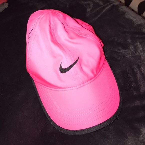 Nike Accessories - Nike dry fit baseball cap hot pink