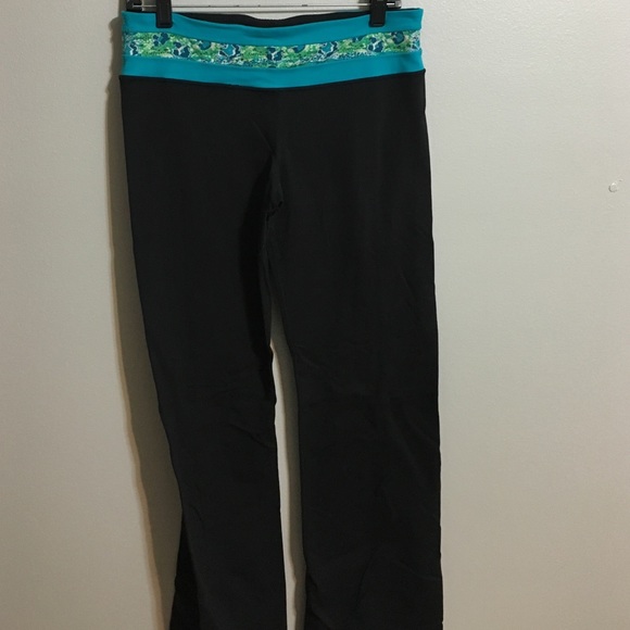 kirkland yoga pants