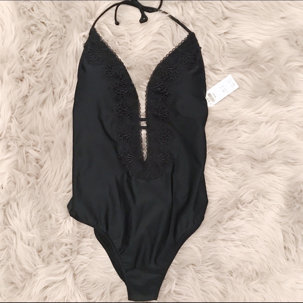 MUST SELL MAKE AN OFFER! One Piece Swimsuit
