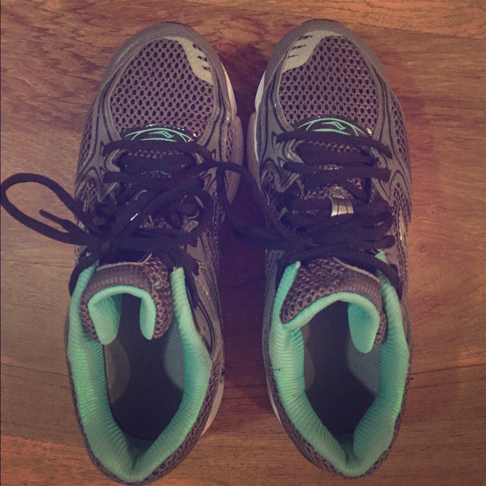 Saucony Running shoes