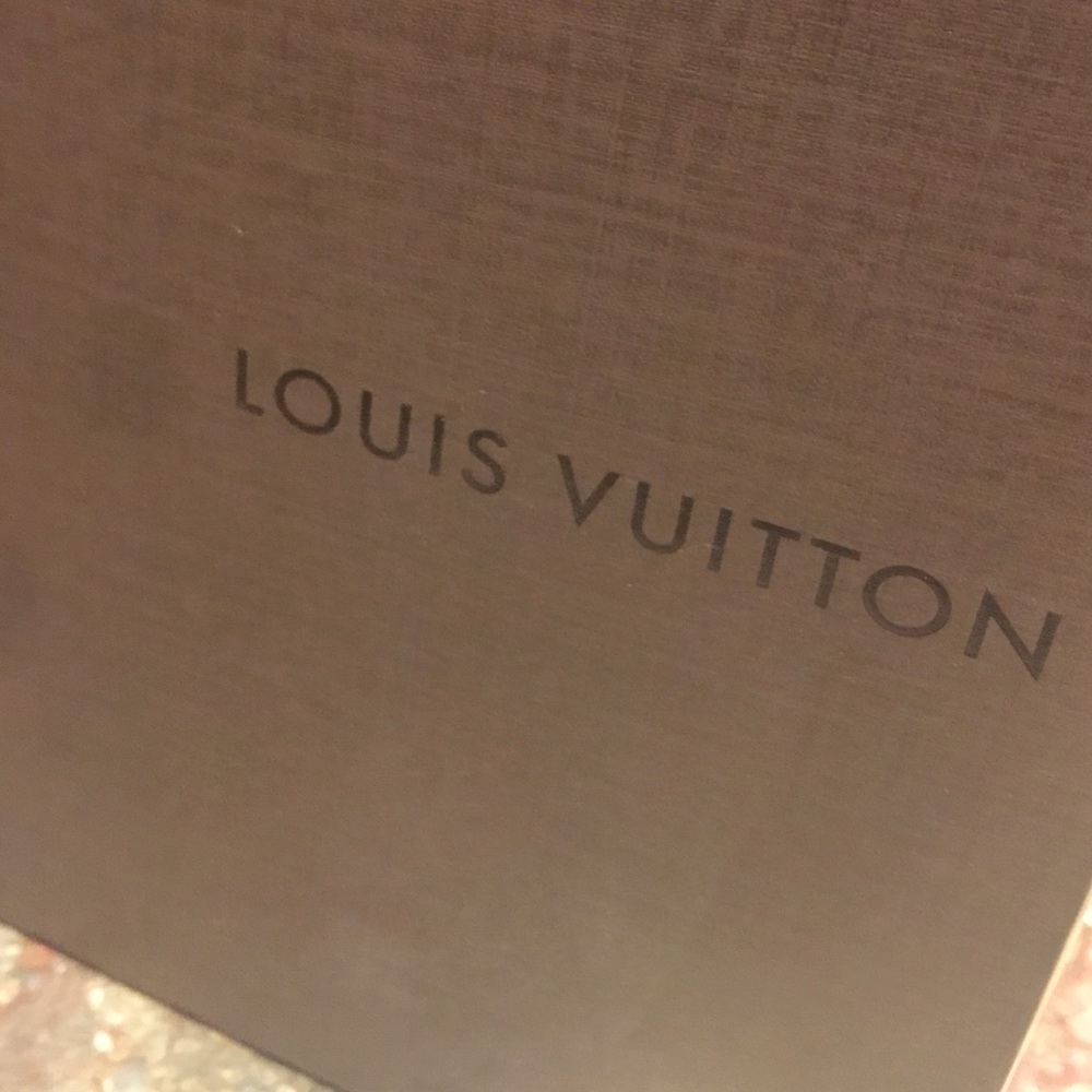 Louis Vuitton Box - Picture 3 of 4