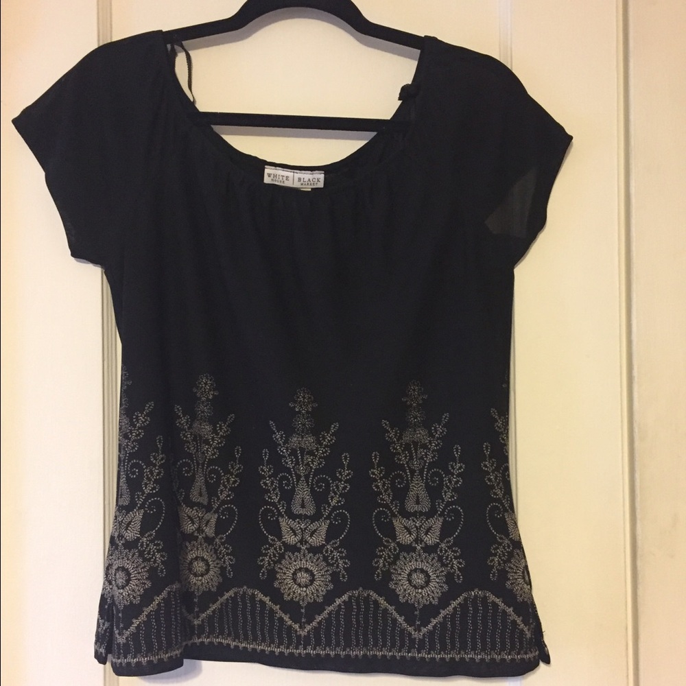Black and ivory short sleeve top