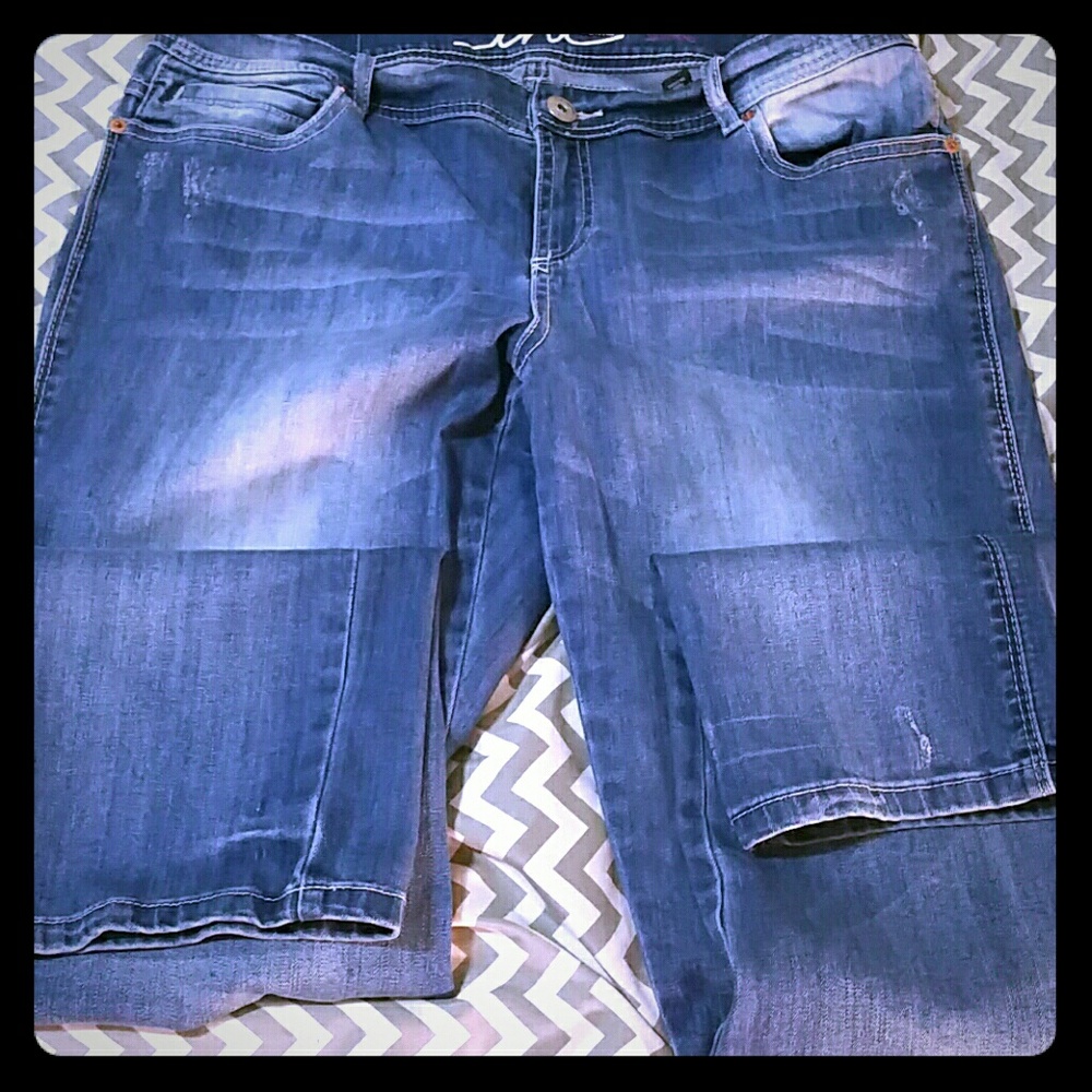 Inc Curvy Fit Boyfriend Jeans