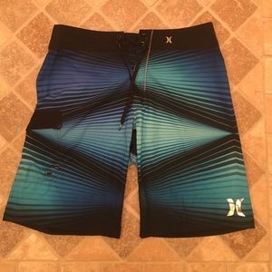 Men's Hurley Board Shorts. Size 33