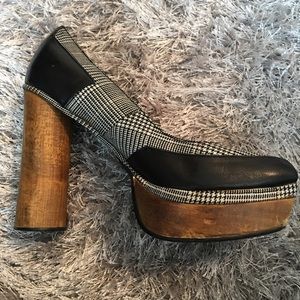 Jeffrey Campbell peep toe houndstooth pumps