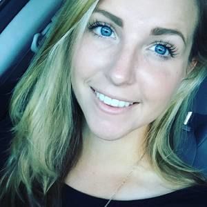 Meet your Posher, Caroline