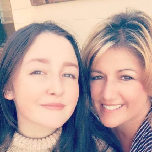 Meet your Posher, Danielle - Picture 1 of 1