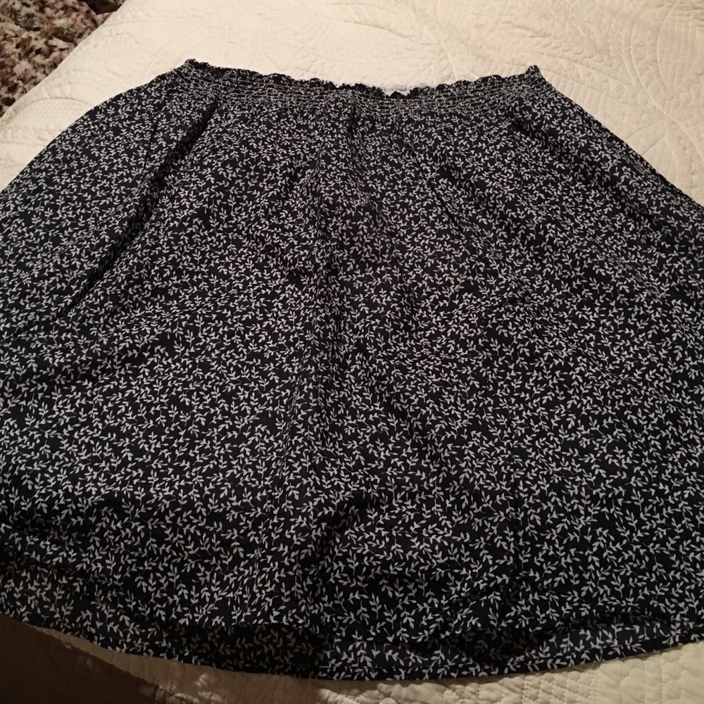 Flower print skirt