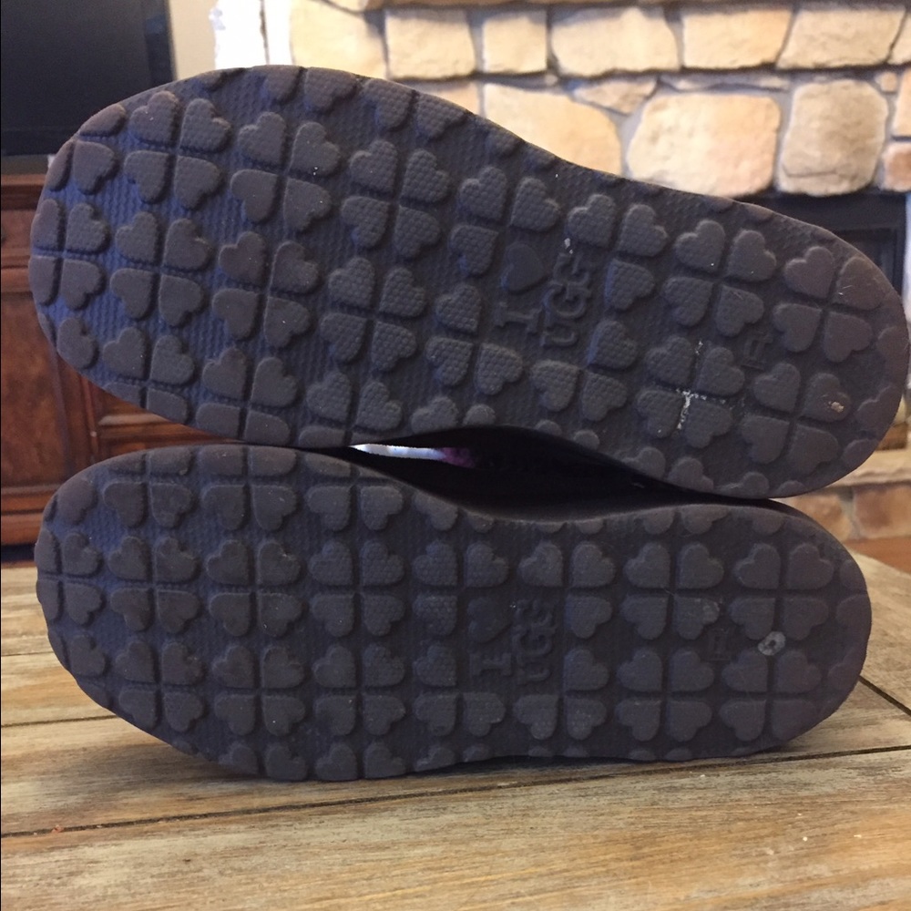 UGG - Picture 4 of 4