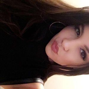 Meet your Posher, Cori