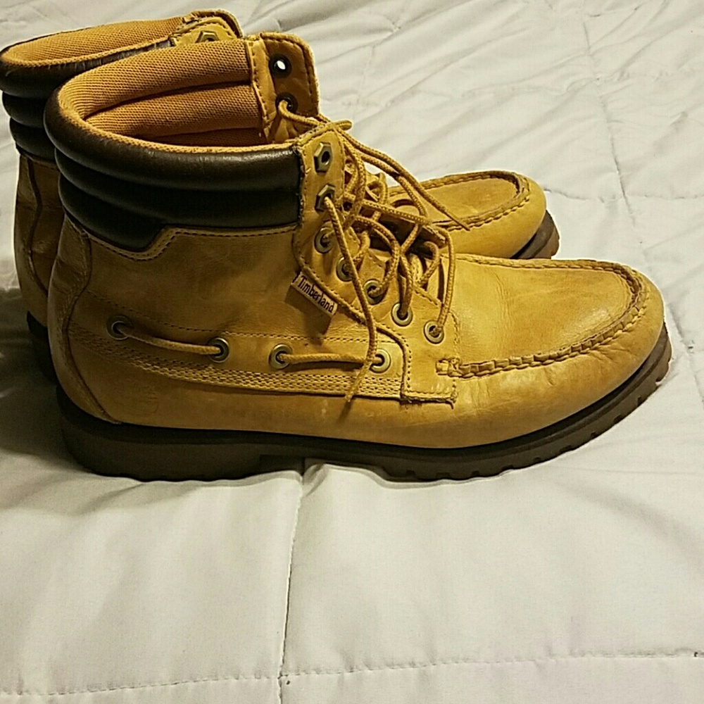 Boots - Picture 2 of 4
