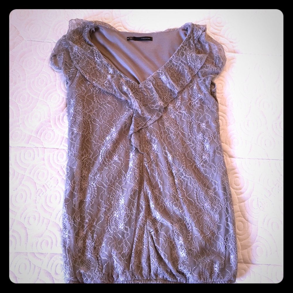 SALE!! 5/$20 - Grey lace shirt