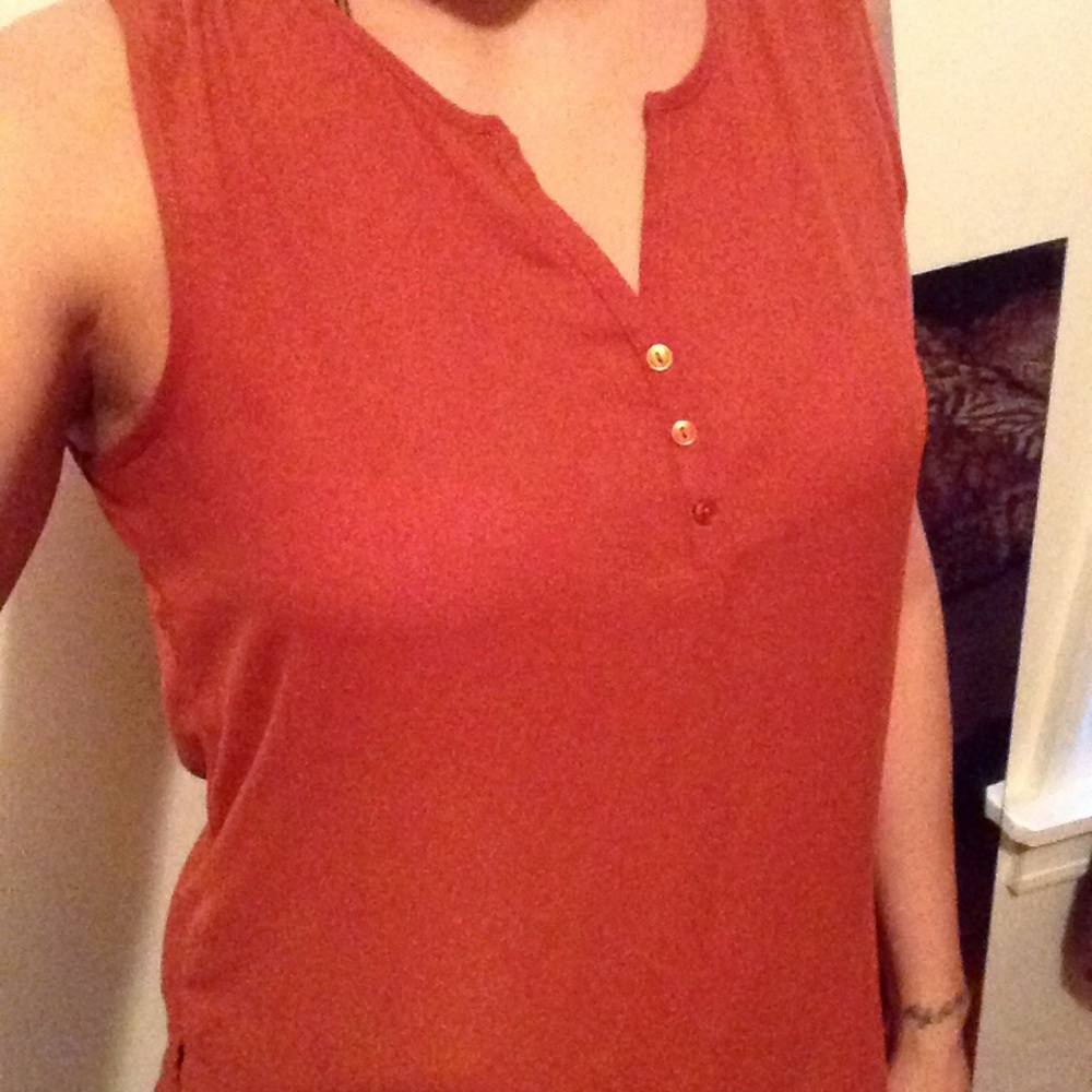 Sienna flowing hi- low tank top