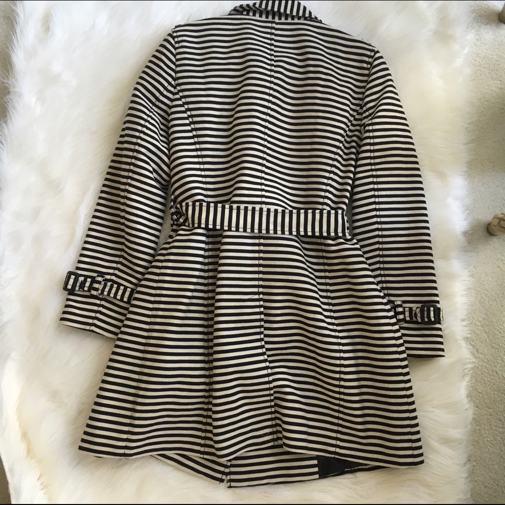 $149 Retail Loft Jacket - image 5