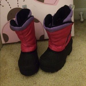 North side thermolite boots size 6