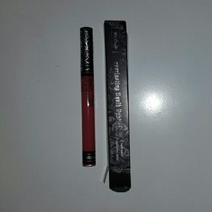 Kat von d everlasting liquid lipstick(double dare)