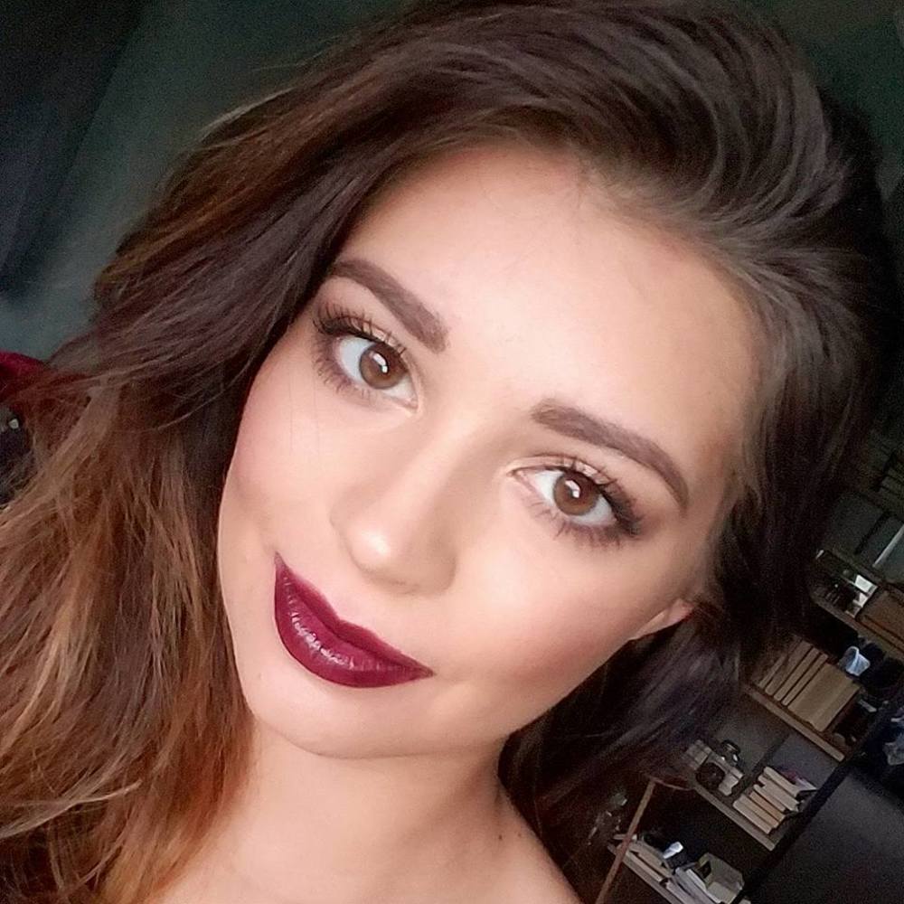 Meet your Posher, Victoria