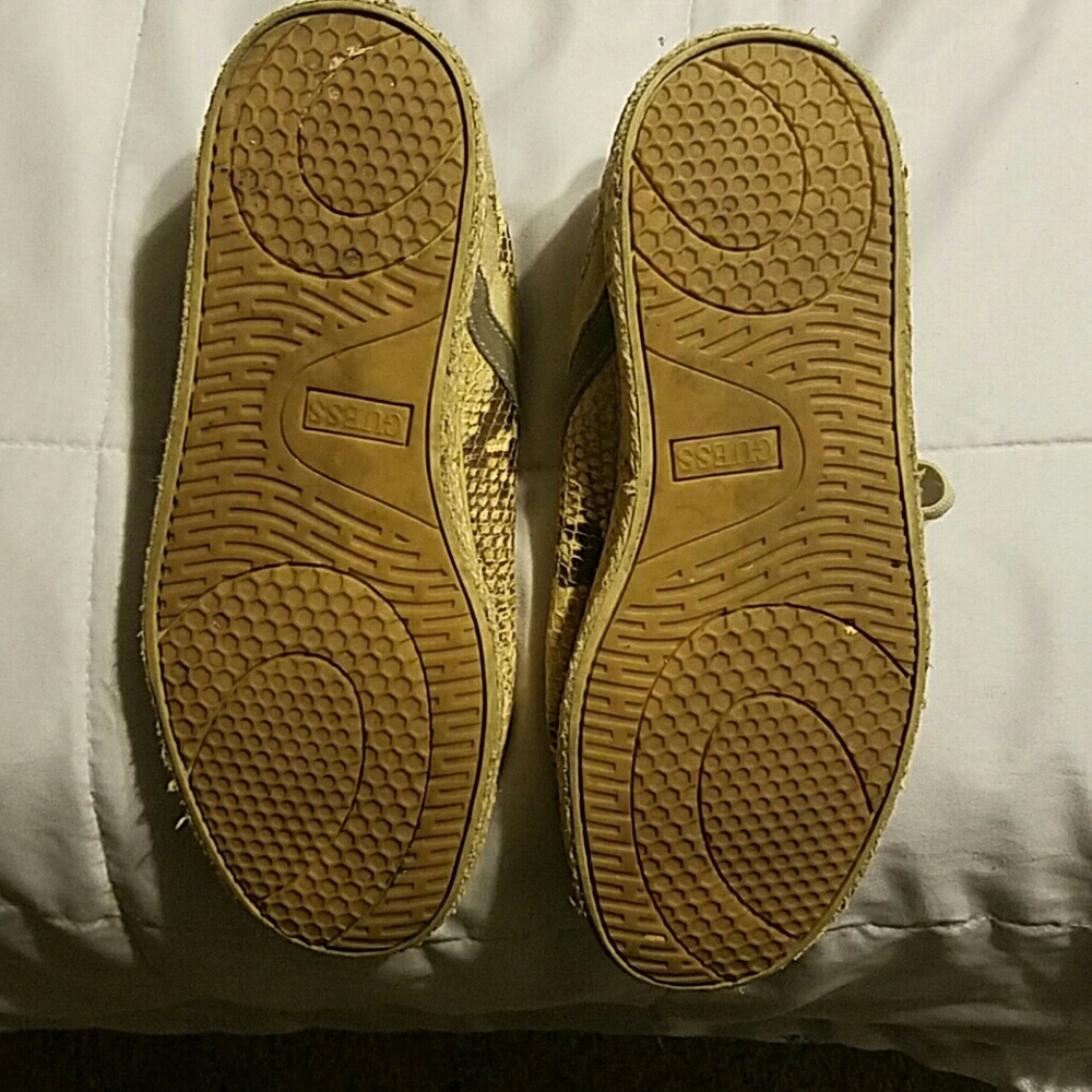 Shoes - Picture 3 of 3