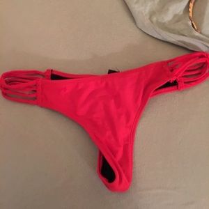 Thong bikini bottoms
