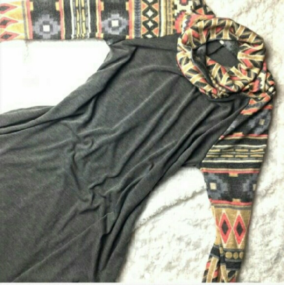 Aztec dress - Picture 2 of 2