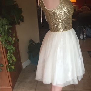 dress from Macy's size 5 but fits 4/5/6