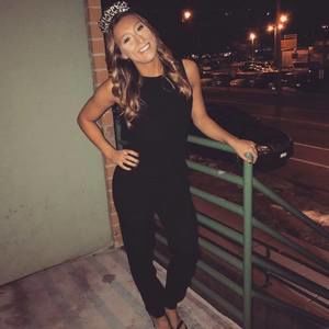 Meet your Posher, Olivia