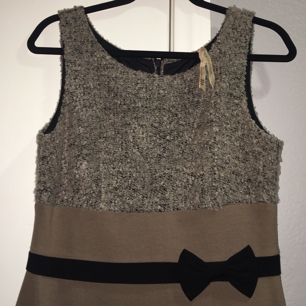 Sleeveless bow dress by B44 Dressed size Large
