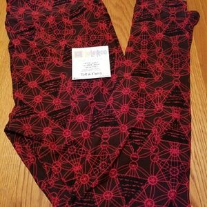 LULAROE TC LEGGINGS Red and Black