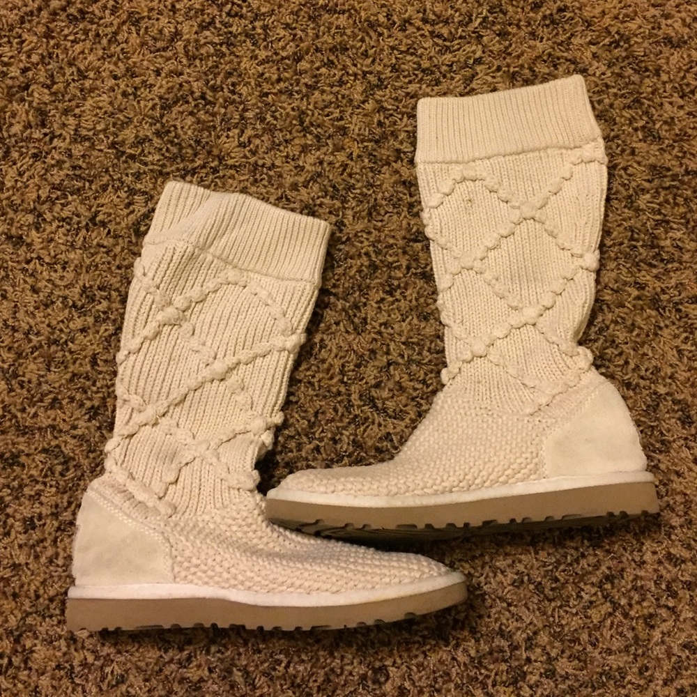 Ugg Cable knit boots