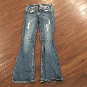 Lightly destroyed Flare Jeans