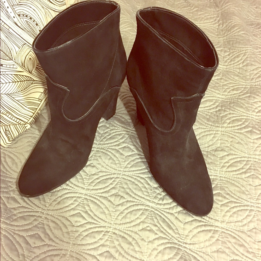 Black Boots