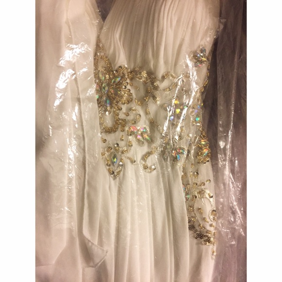 Long chiffon Greek dress - Picture 4 of 4