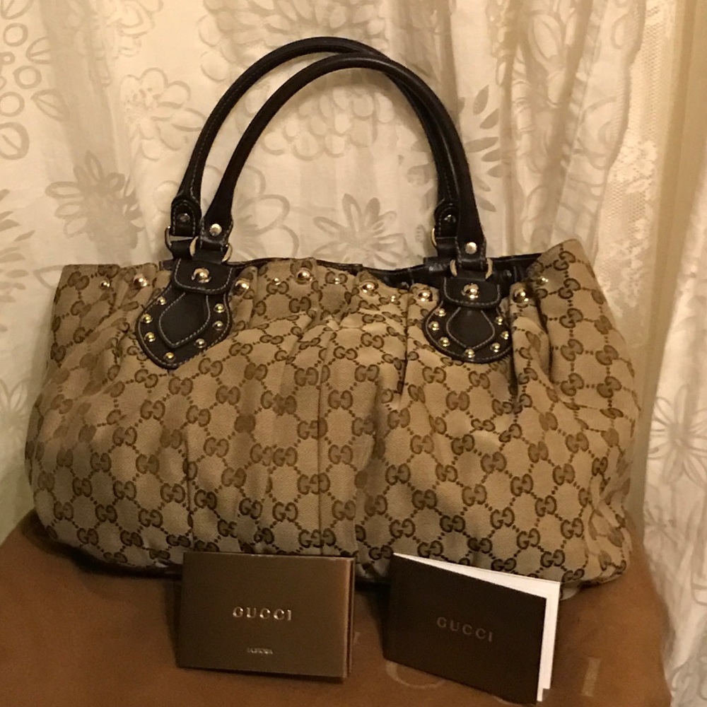 Authentic Gucci hand bag