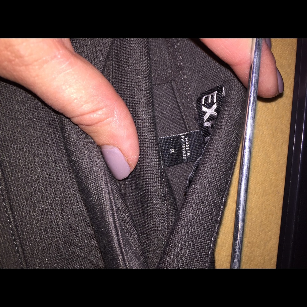 Express Skirt - Picture 3 of 3
