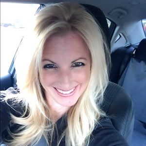 Meet your Posher, Peggy