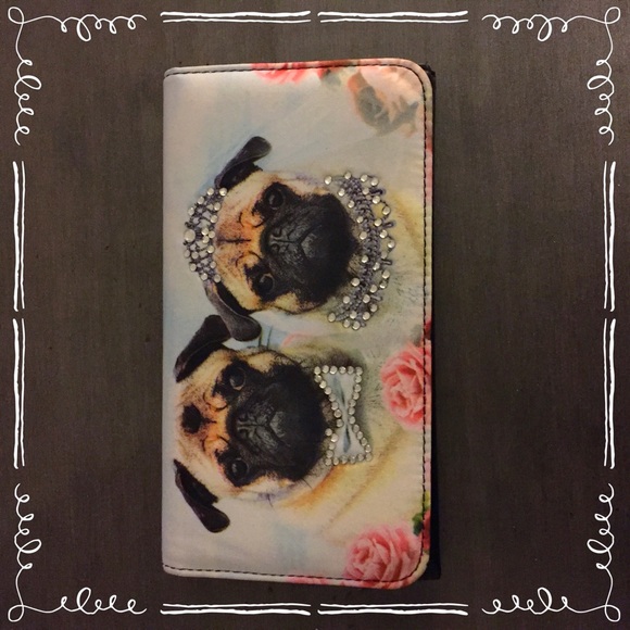 Handbags - Adorable Pug wallet!